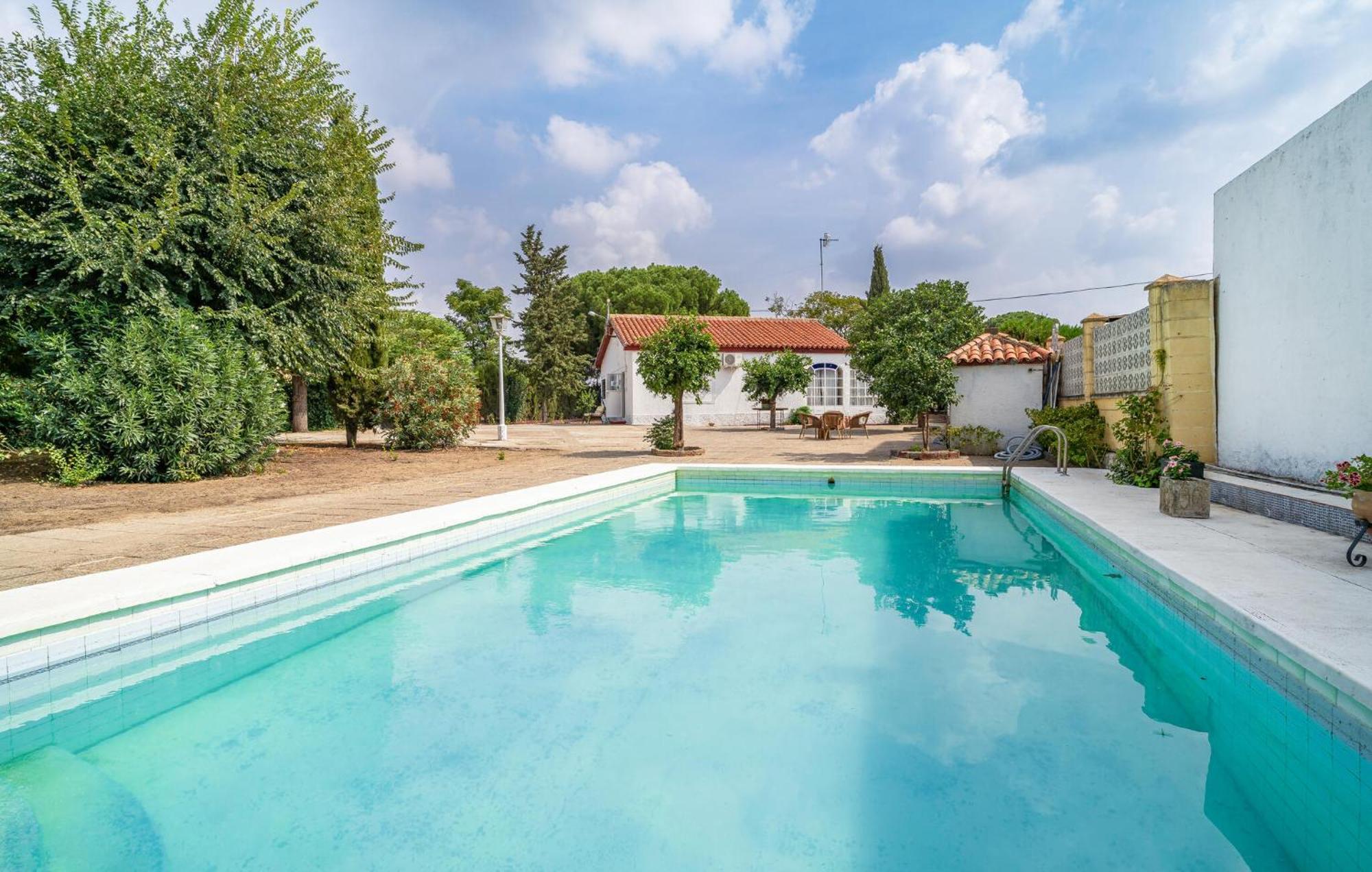 Gorgeous In With Kitchen * Seville