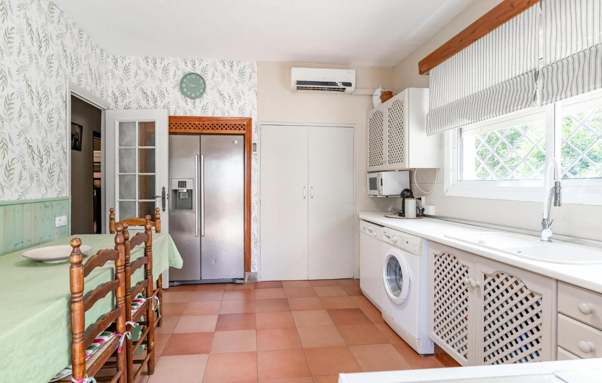 Gorgeous In With Kitchen * Séville